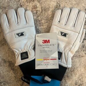 NWT wells Lamont 3M gloves